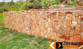 Muro de Pedra Rachão - Estância Pedras